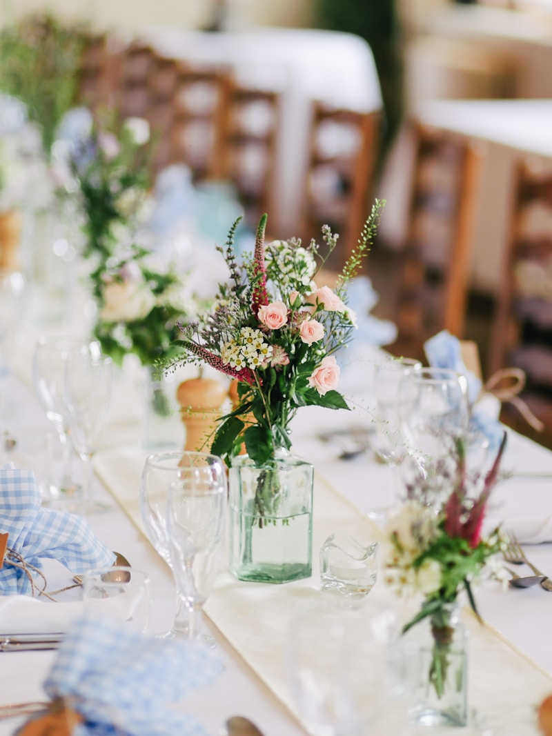 Outdoor wedding celebration on Planbeau